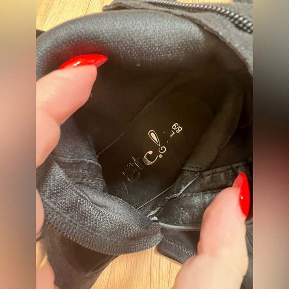 Womens Black Over the Knee Faux Suede Boots 8/9 NWOT - Picture 9 of 9